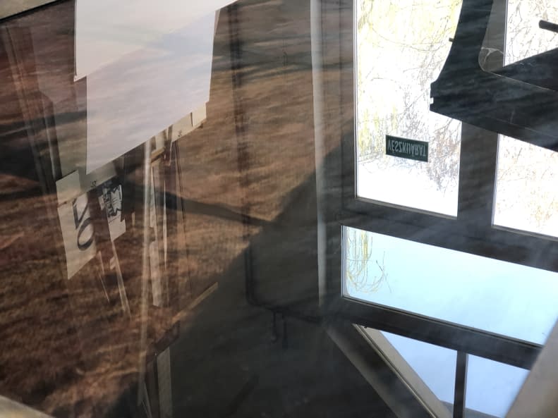 Photo 1 de l'œuvre "Jelek / Zeichen" par Kabó sur art24