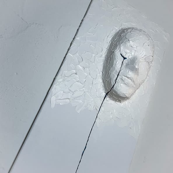 Image 1 of the artwork "Tear Up" by Hone S. on art24