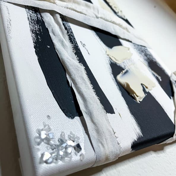 Image 1 of the artwork "Waste" by Hone S. on art24