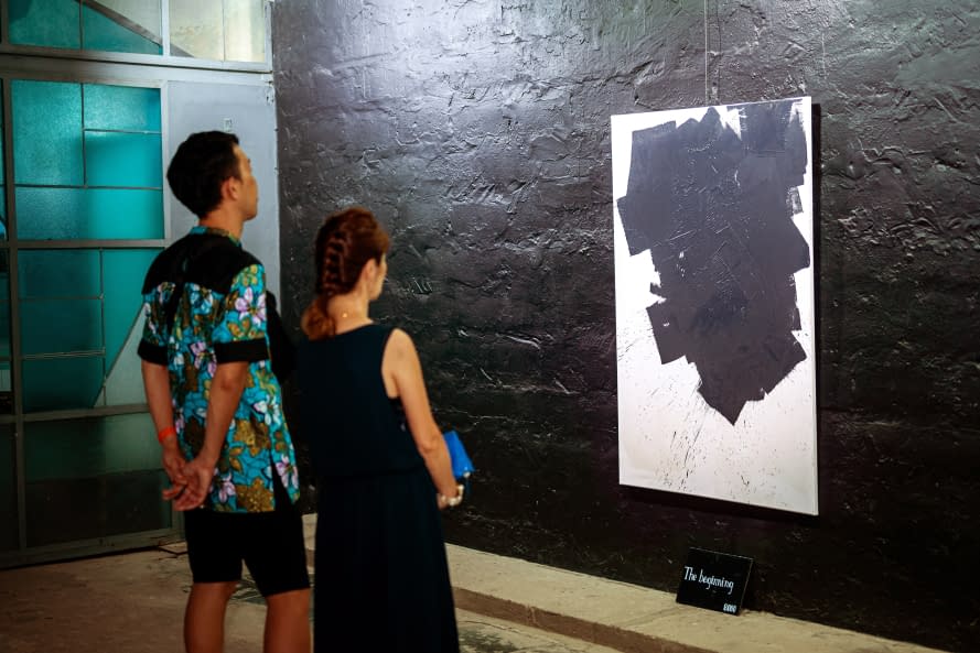 Foto 1 des Kunstwerks "The Beginning" von Magdalena Olkówna auf art24
