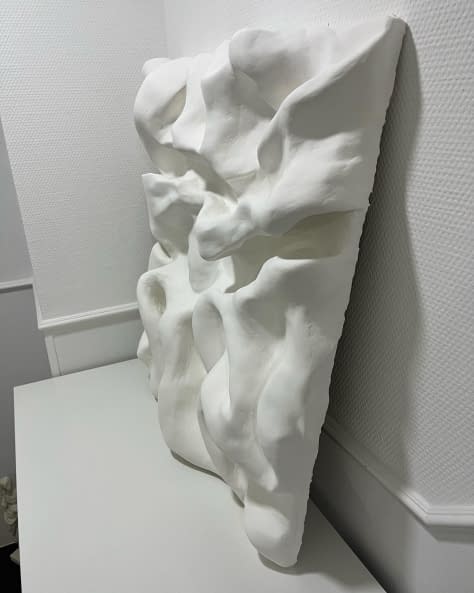 Photo 1 de l'œuvre "Knoll" par Stefan Freiherr von Schnabelrauch sur art24