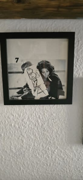 Foto 1 des Kunstwerks "Bla Bla Bla" von Jacqueline Berg auf art24