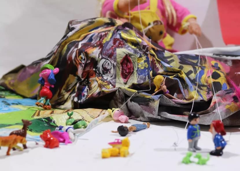 Foto 1 des Kunstwerks "Gulliver's Travels" von Samineh Amel Sayyah auf art24