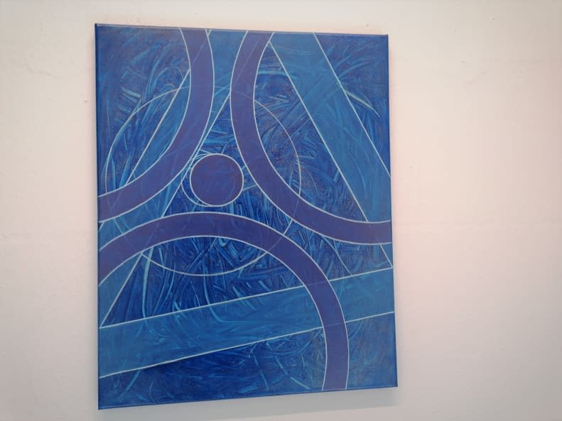 Photo 1 de l'œuvre "geometrie trifft chaos" par frohekunst sur art24