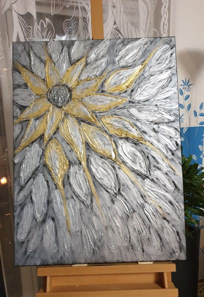 Photo 1 de l'œuvre "Sonnenblume in Silber" par DAgis Welt sur art24