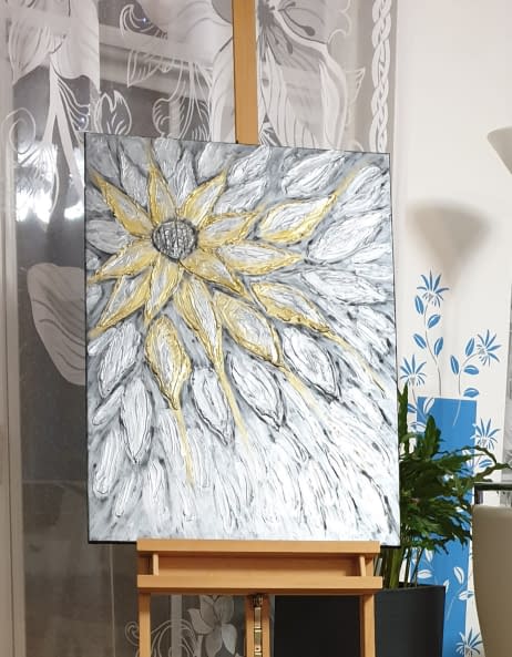 Photo 1 de l'œuvre "Sonnenblume in Silber" par DAgis Welt sur art24