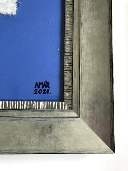 Foto 1 des Kunstwerks "Képet vivő figura/ Eine Figur, die ein Bild trägt" von László Varga-Amár auf art24