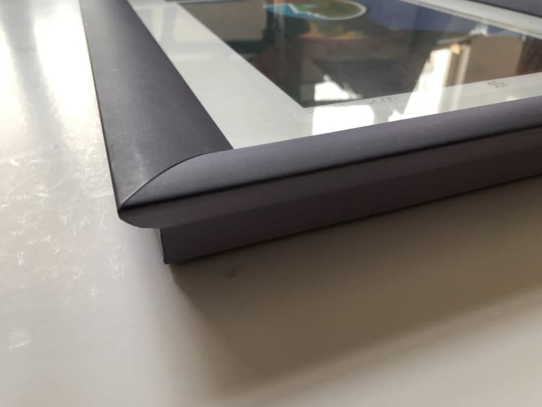 Image 1 of the artwork "Festőangyal 10/10 / Maler Engel" by János Aknay on art24