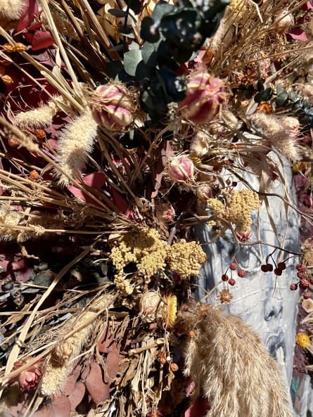 Image 1 of the artwork "Trockenblumen" by Artelephant on art24