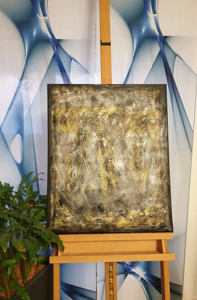 Photo 1 de l'œuvre "Golsdpiel auf Schwarz" par DAgis Welt sur art24