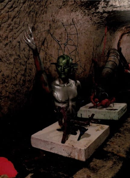 Foto 1 des Kunstwerks "Alter Kälbertränkeimer" von Wo Sarazen auf art24