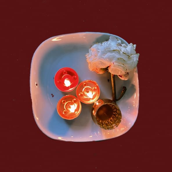 Image 1 of the artwork "Dedo Dedo" by Layla Nyte on art24