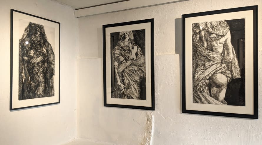 Photo 1 de l'œuvre "Virginity1" par Oleksandra Voronina sur art24