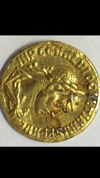 Image 1 of the artwork "RÖMER EMPEOR DIOCLETIAN GOLD SET" by RI Glr on art24