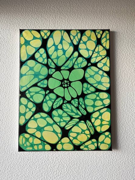Foto 1 des Kunstwerks "The flower in spider's embrace" von Philadelphia (Phillidelli) auf art24