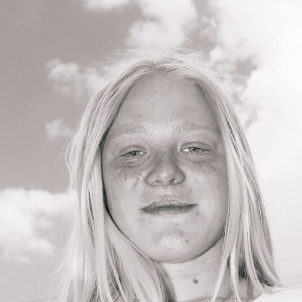 Foto 1 des Kunstwerks "Long Childhood" von alice.in.fotoland auf art24
