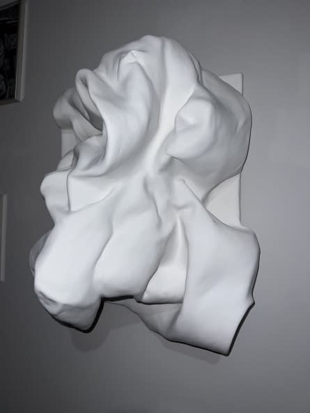 Foto 1 des Kunstwerks "“Trandafiriu”" von Salomeea Simon auf art24