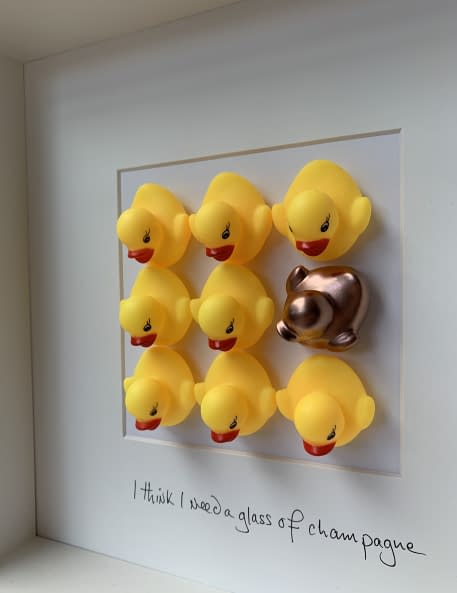 Foto 1 des Kunstwerks "I think I need a glass of champagne" von T P Hardisty auf art24
