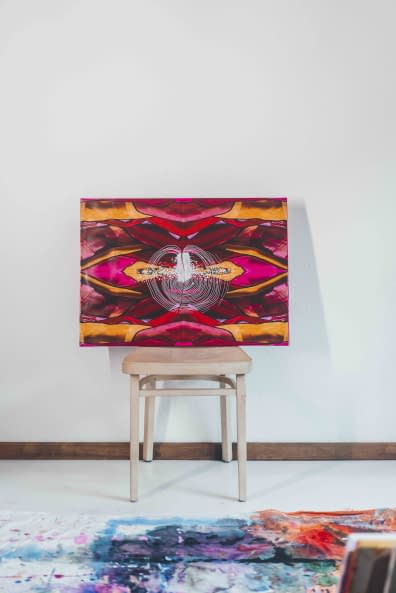 Foto 1 des Kunstwerks "HIDDEN SHEROES X ART" von Ellinor Amini auf art24