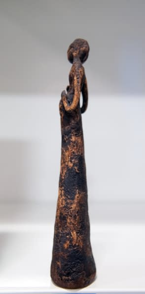Foto 1 des Kunstwerks "Figur" von Mika Miroslava Kotková auf art24