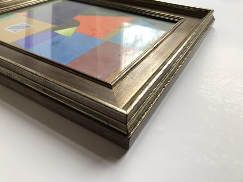 Image 1 of the artwork "Angyal érkezett/Der Engel ist angekommen" by János Aknay on art24