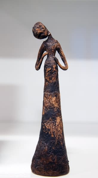 Foto 1 des Kunstwerks "Figur" von Mika Miroslava Kotková auf art24