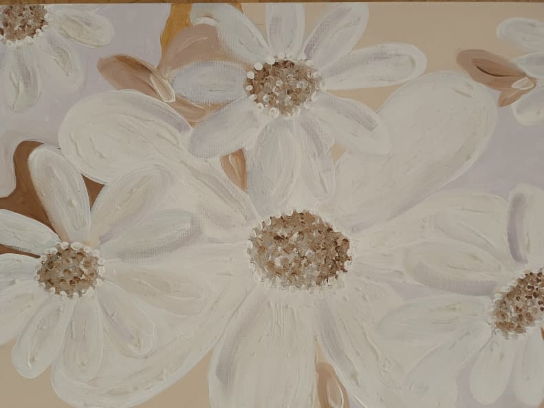 Image 1 of the artwork "Earth flowers" by Alexandra Weinberger on art24