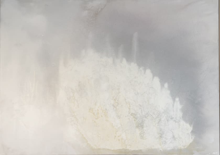 Foto 1 des Kunstwerks "White Clouds" von Savina Seo auf art24