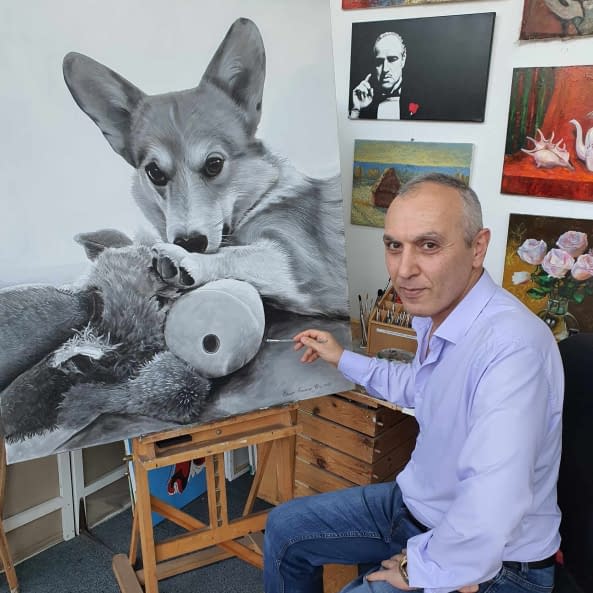 Image 1 of the artwork "Hund mit Spielzeug" by Eduard Panosian Elia on art24