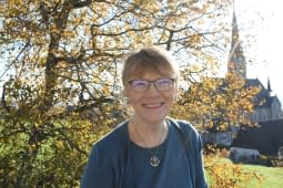 Angela Roos-Maguire