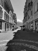 "Vevey" de Fedra Latif sur art24