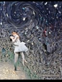 "Between Dream and Dance" de Valerijana Krasniqi sur art24