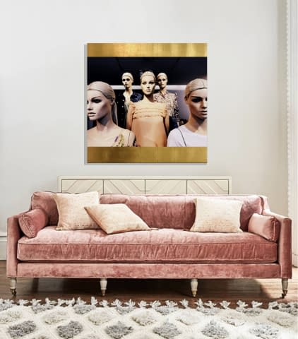 Image 2 of the artwork "VENICE GIRLS GOLD M" by HUGO KOEHLER on art24