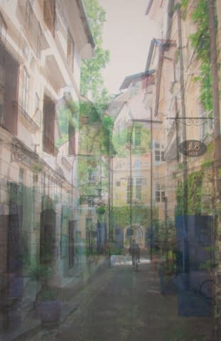 Foto 1 des Kunstwerks "Bis wir dort angekommen sind" von Helen Eggenschwiler auf art24