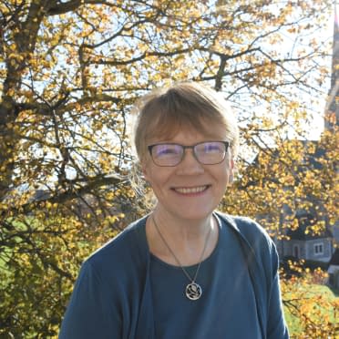 Angela Roos-Maguire