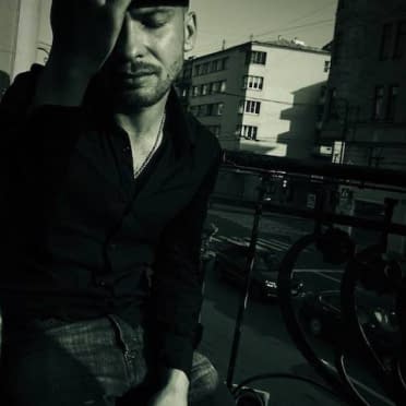 Artem Zaretskov