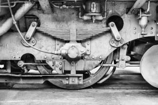 "Portrait d'une roue de train de la rhatischebahn , Poschiavo" von Sylvain Blanchoud auf art24