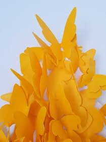 "Yellow Butterflies" de Daria Startseva sur art24