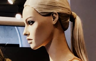 "VENICE GIRLS GOLD R" von HUGO KOEHLER auf art24