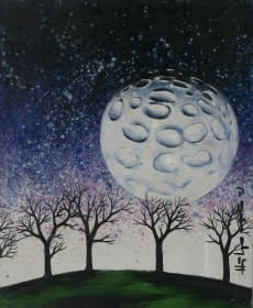 "Schwebender Planet über Bäumen" de Maximilian Hilpert sur art24