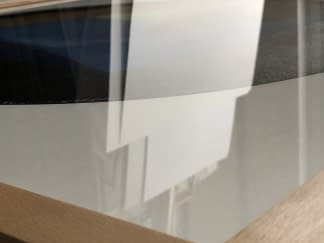 "Ég és Föld között/Zwischen Himmel und Erde" de János Aknay sur art24