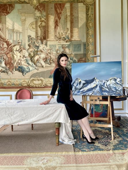 Image 1 of the artwork "Eiger Mönch Jungfrau 24-Karat Gold" by Viktoria Koestler on art24